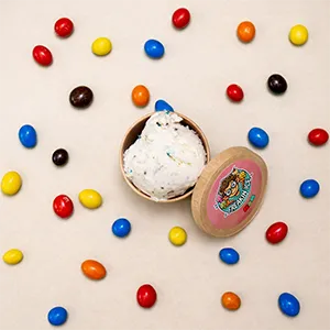 M&M